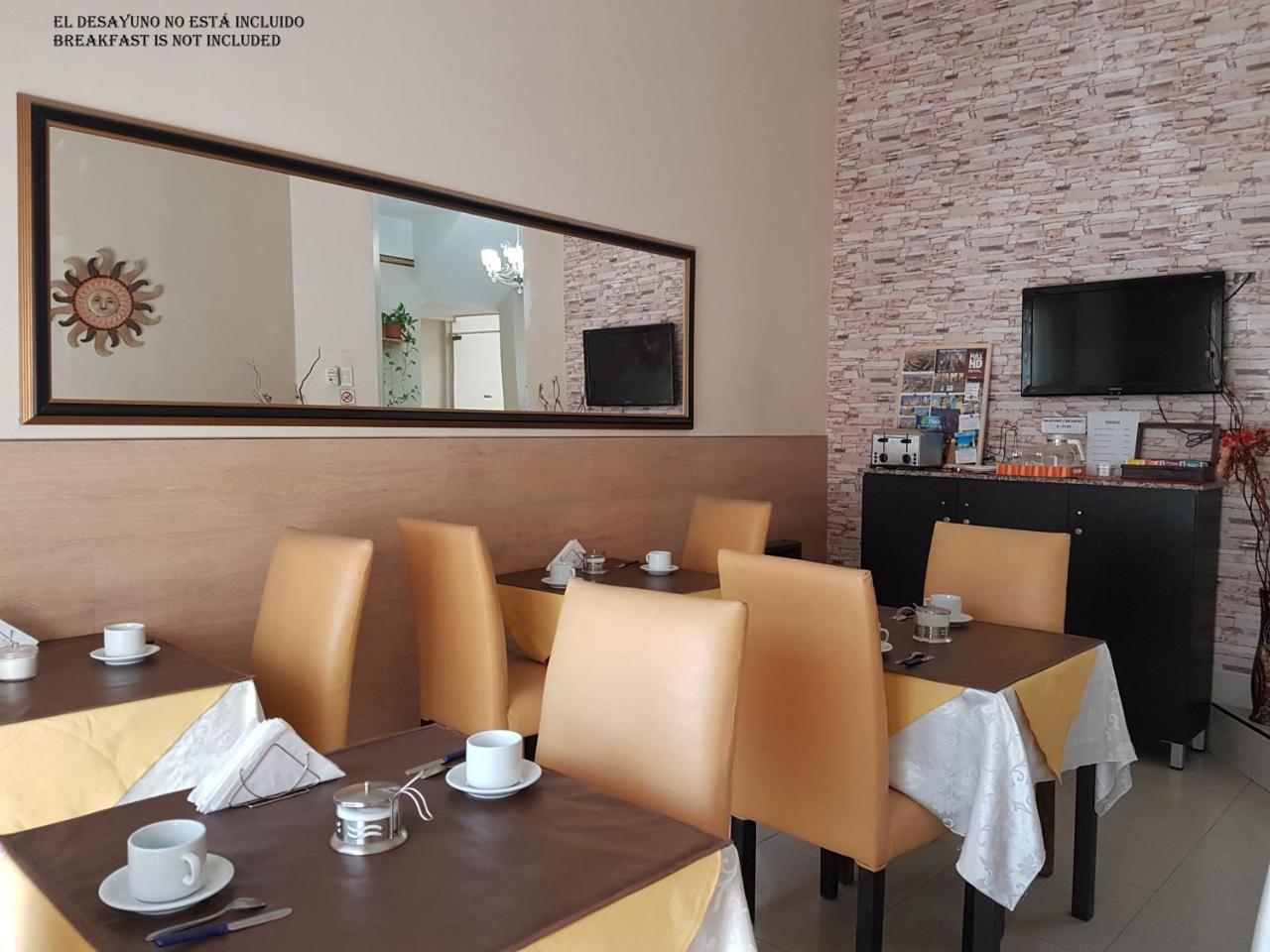 San Carlos Hotel — Fotos 1